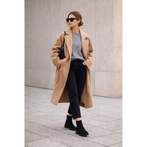 STUART WEITZMAN black
Laine suede Chelsea boots EUC 10 40.5